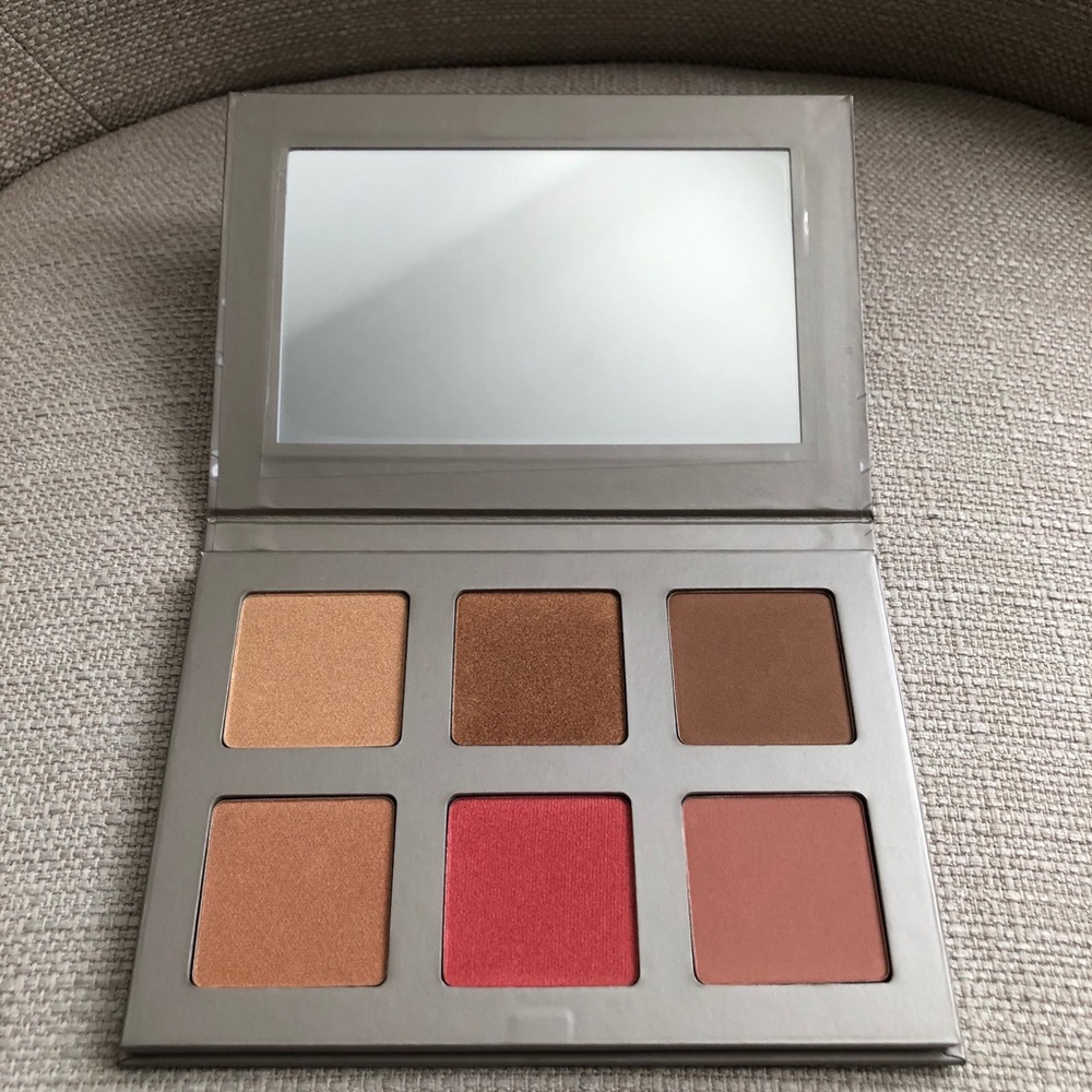 Iconic London Blaze Chaser Face Palette